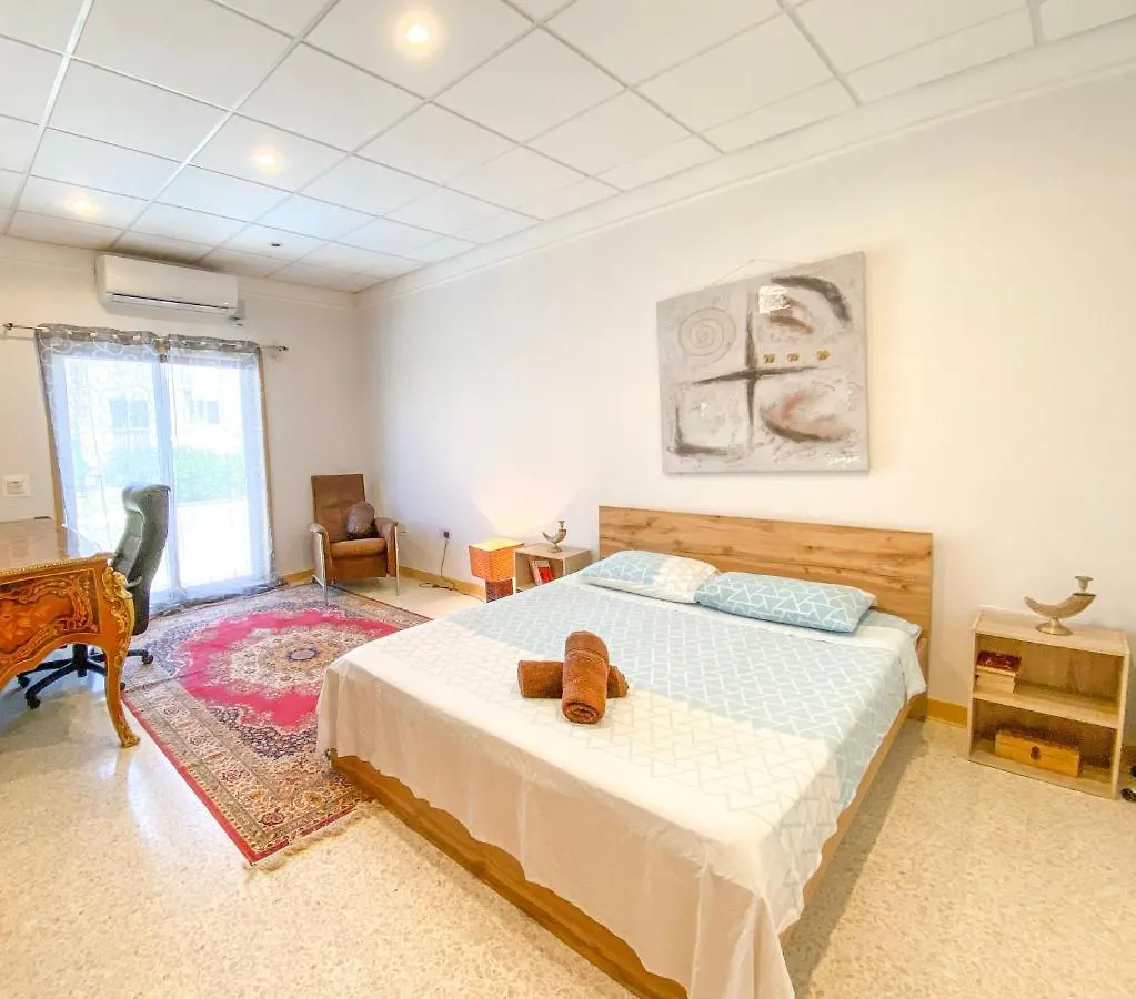 Zen Villa With Pool And Gym Close To The Sea Pembroke Holiday home